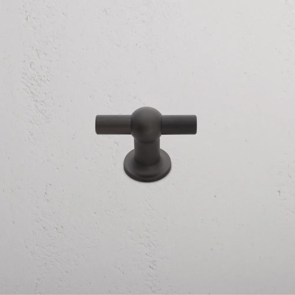 Harper T-Bar Cabinet Handle Medium - Warm finish