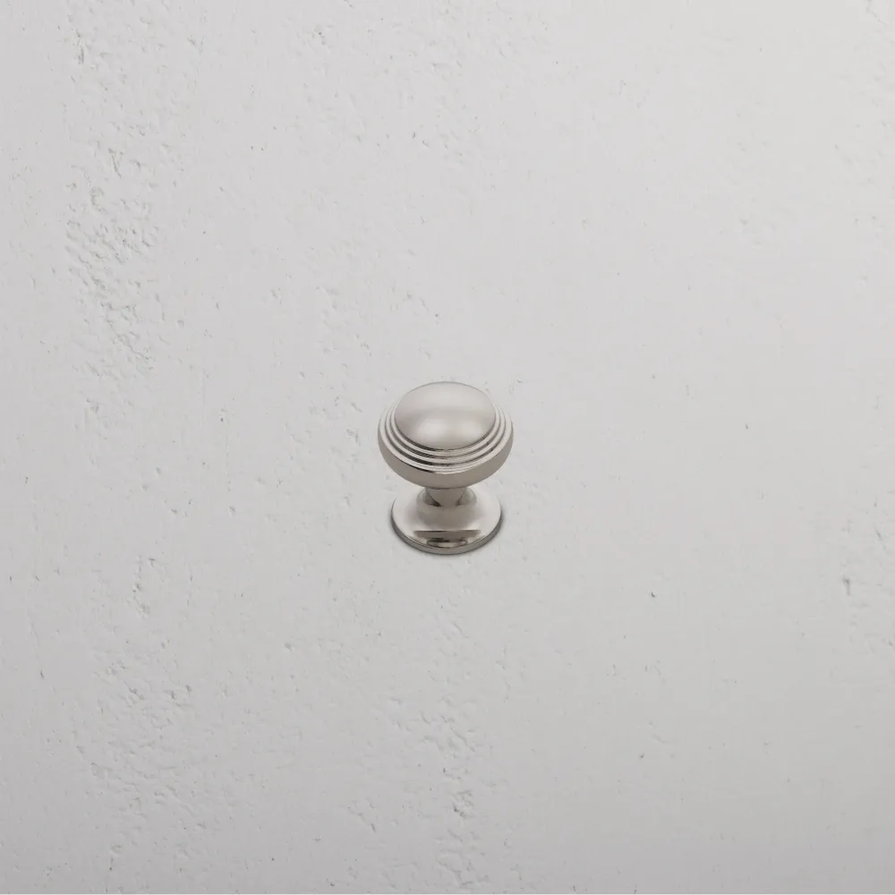 Měkké zavírání Barlow Cabinet Knob Compact - Polished Nickel