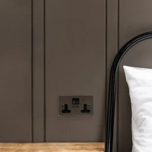 Double Socket & USB TYPE-C Fast Charge - Clear | Black