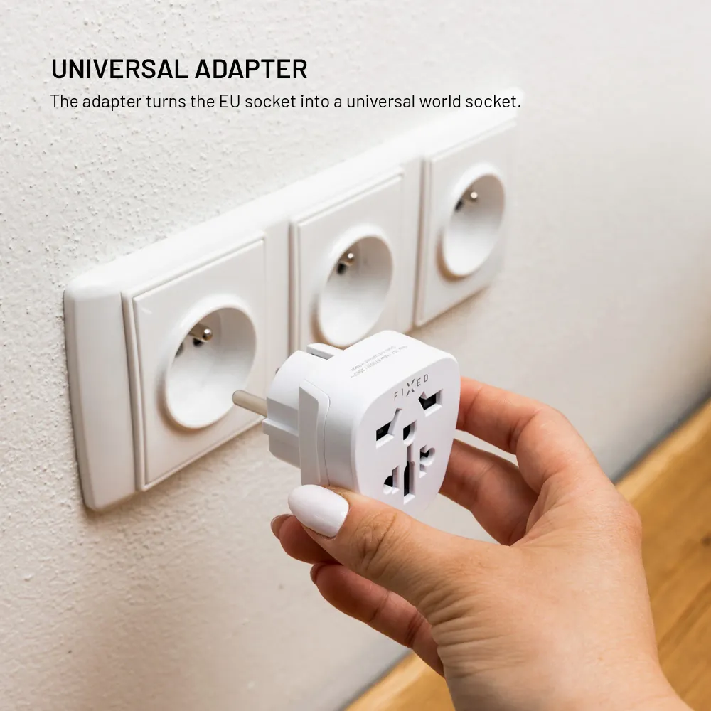 Adaptér FIXED EU Adapter 2 pro zapojení UK, US, AUS zařízení do EU zásuvek, bílý