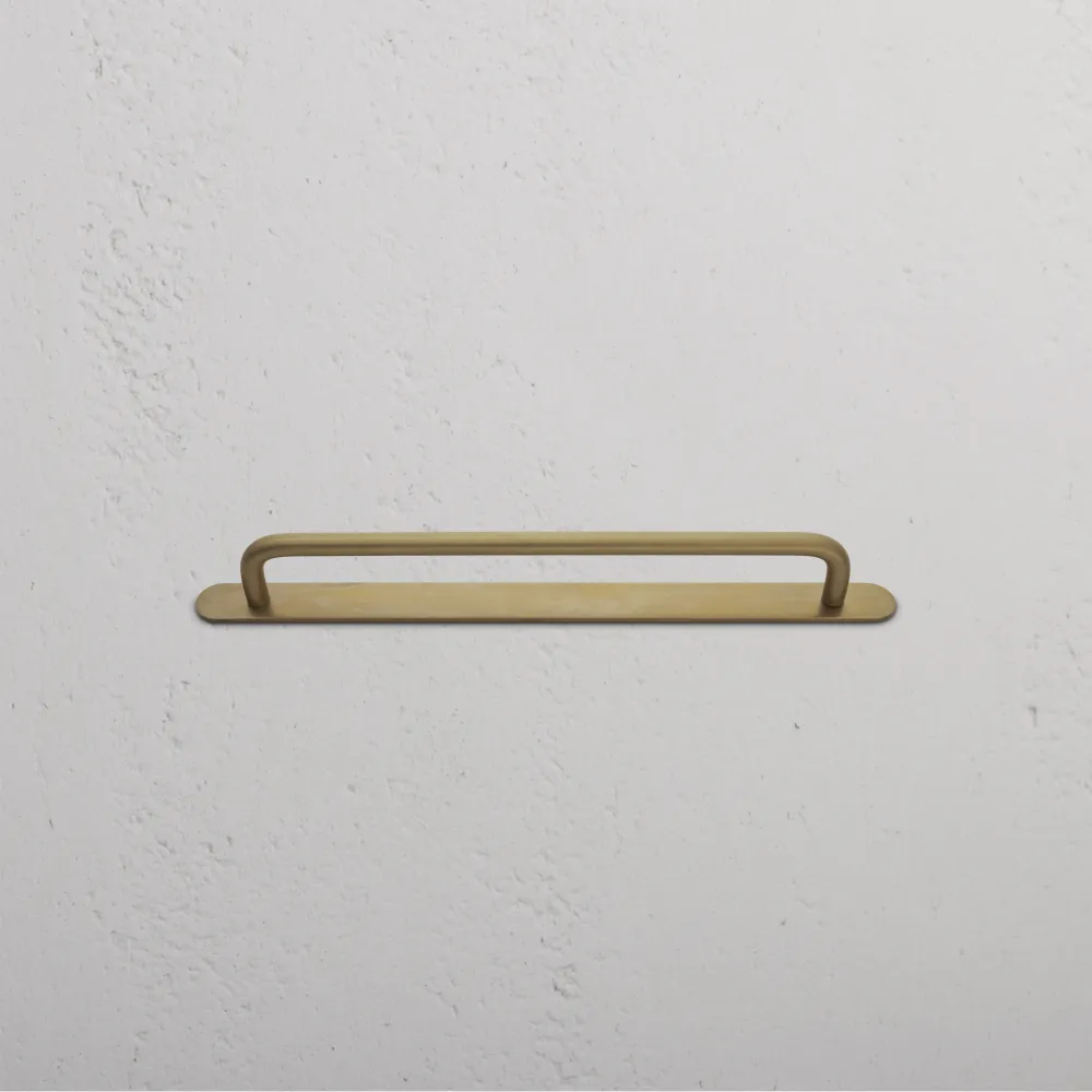 Kilburn Cabinet Handle Medium - Antique Zlatý kov