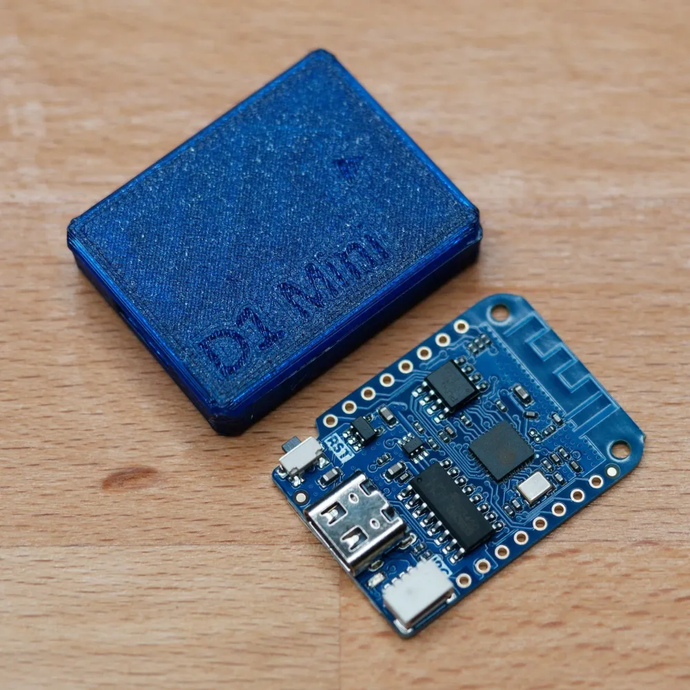 Deauther WiFi D1 Mini Spacehuhn + pouzdro