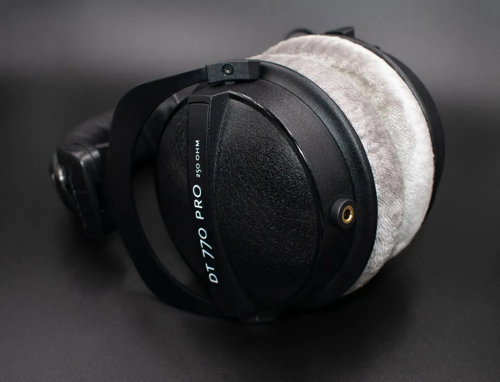 Beyerdynamic Servis upgrade odnímatelných kabelových modů Arachne Audio