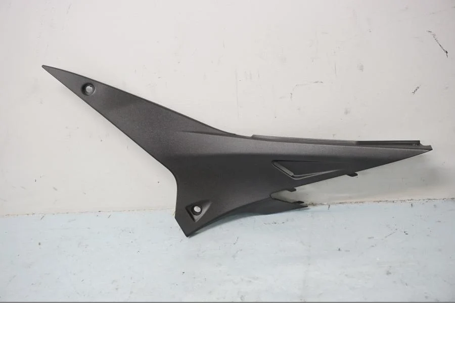 Boční panel Aprilia