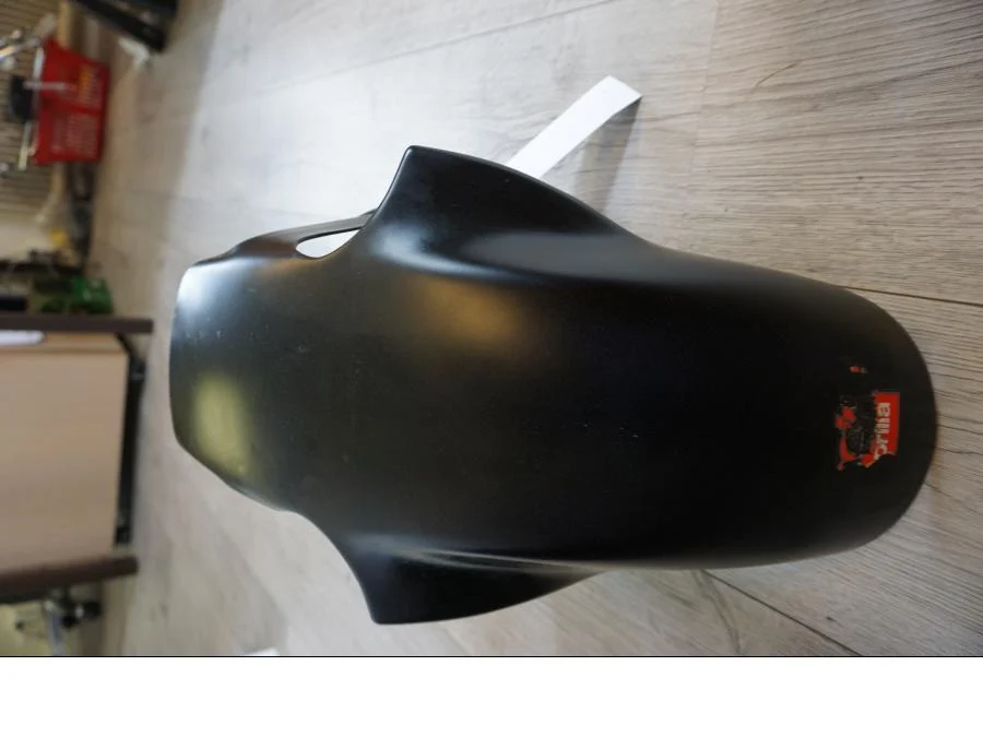 Přední blatník Aprilia