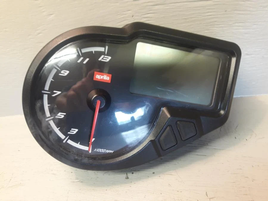přístrojová deska Aprilia