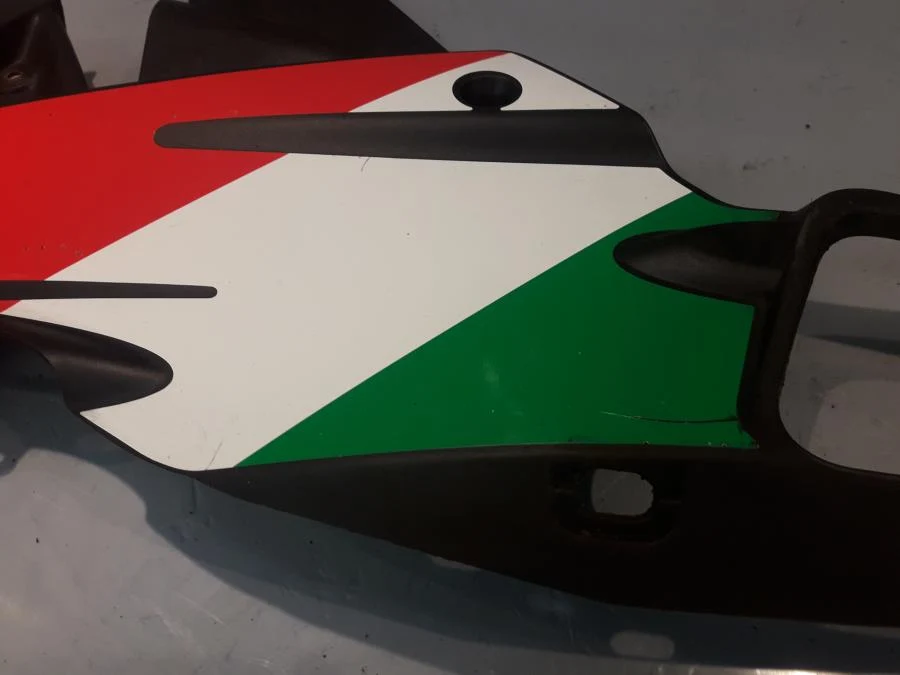 spodní kryt Aprilia