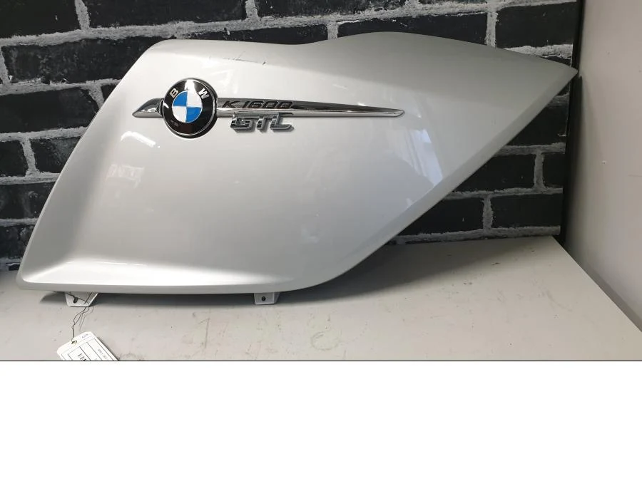 Boční kryt BMW