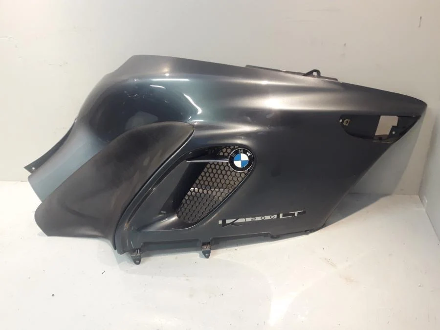 boční kryt BMW