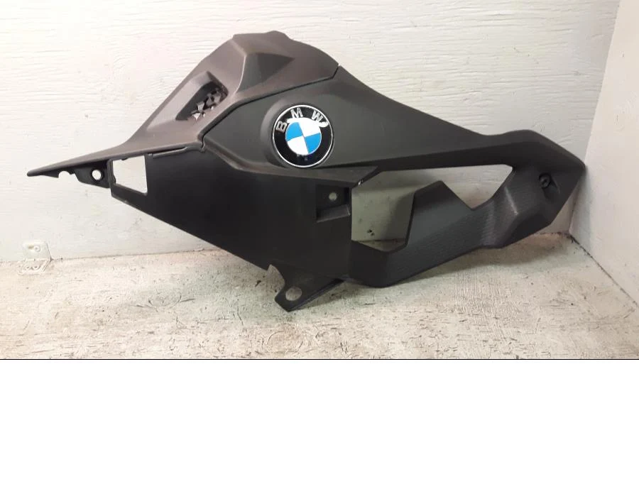 Boční kryt BMW