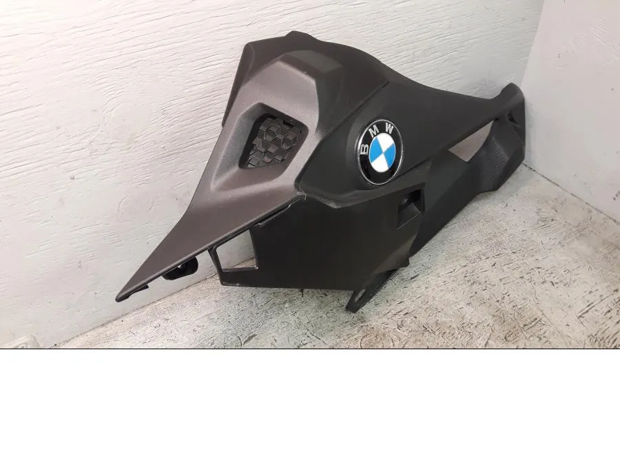 Boční kryt BMW