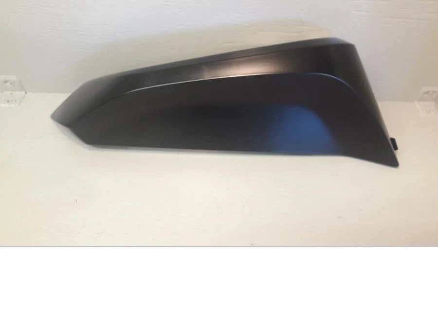 Boční panel BMW