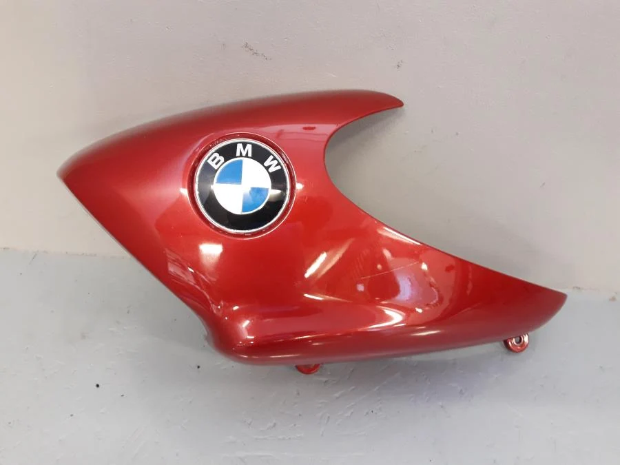 Dekor olejového chladiče BMW