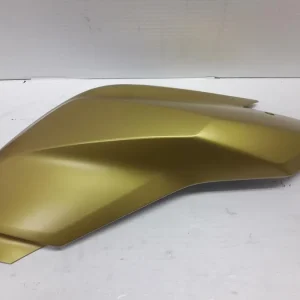 kryt nádrže BMW