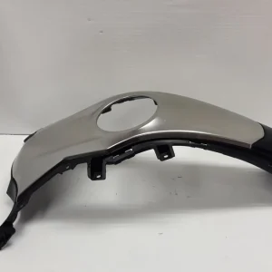 kryt nádrže BMW
