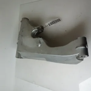 Kyvné rameno BMW