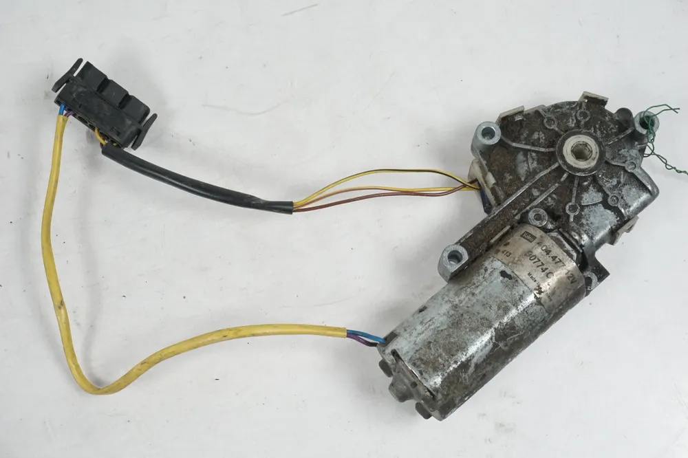 Motor stěrače BMW