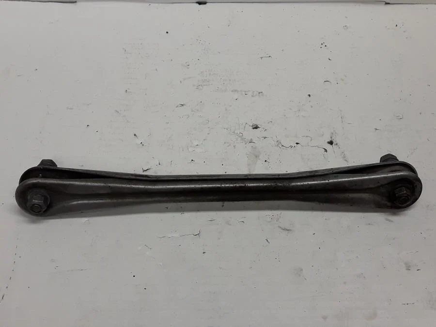 Paralelní táhlo BMW
