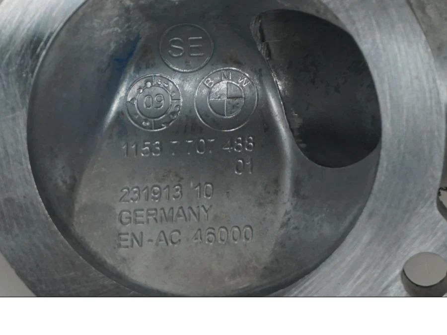 Termostat vodního chlazení BMW