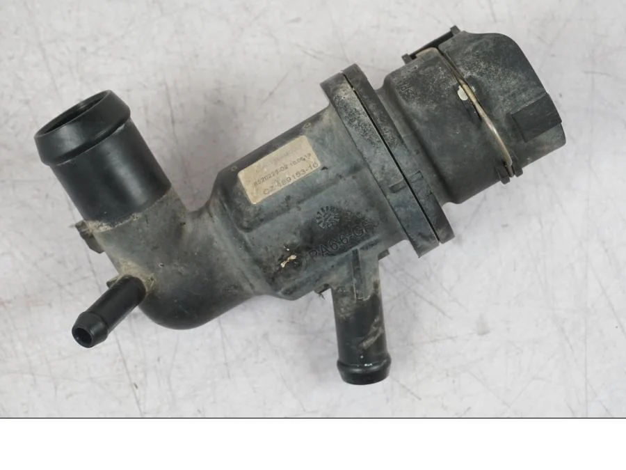 Těleso termostatu BMW