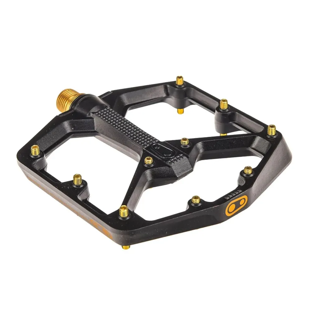 CRANKBROTHERS STAMP 11 široké ploché pedály černá/zlatá