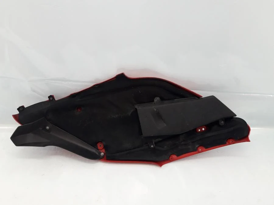 boční kryt Ducati