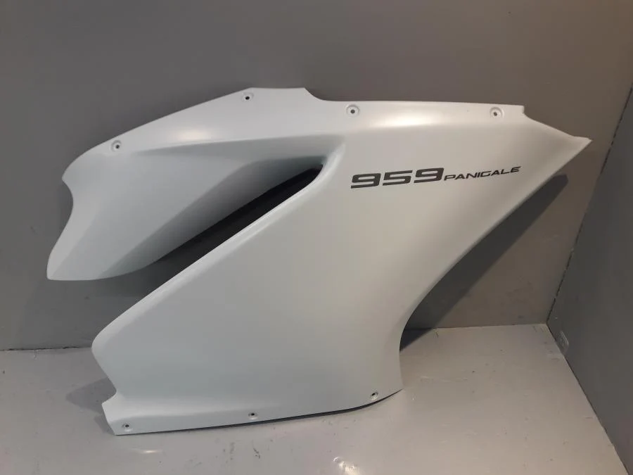 Boční kryt Ducati