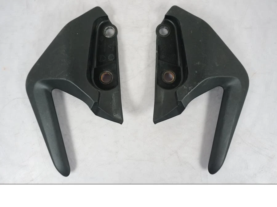 Madlo pro spolujezdce Ducati
