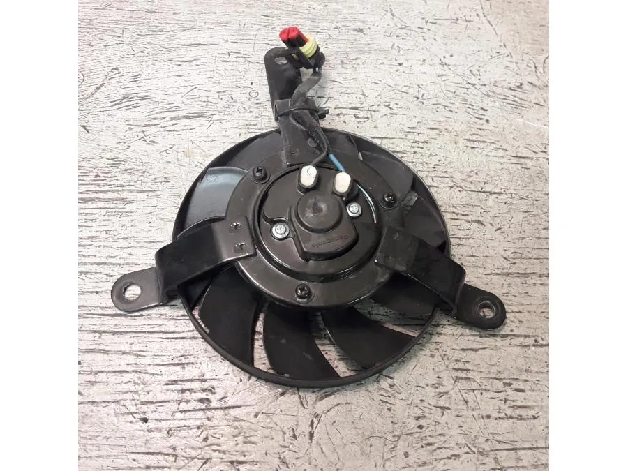 Ventilátor vodního chlazení Ducati