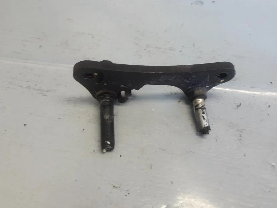 držák brzdového třmenu Honda