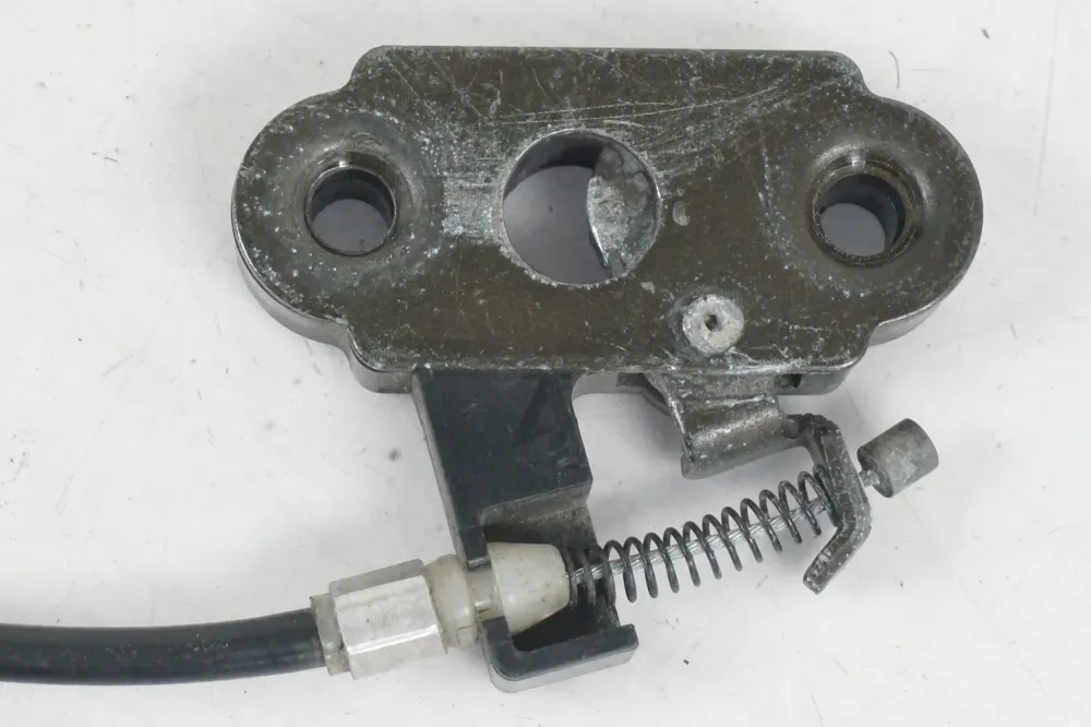 Mechanismus zámku sedla Kawasaki