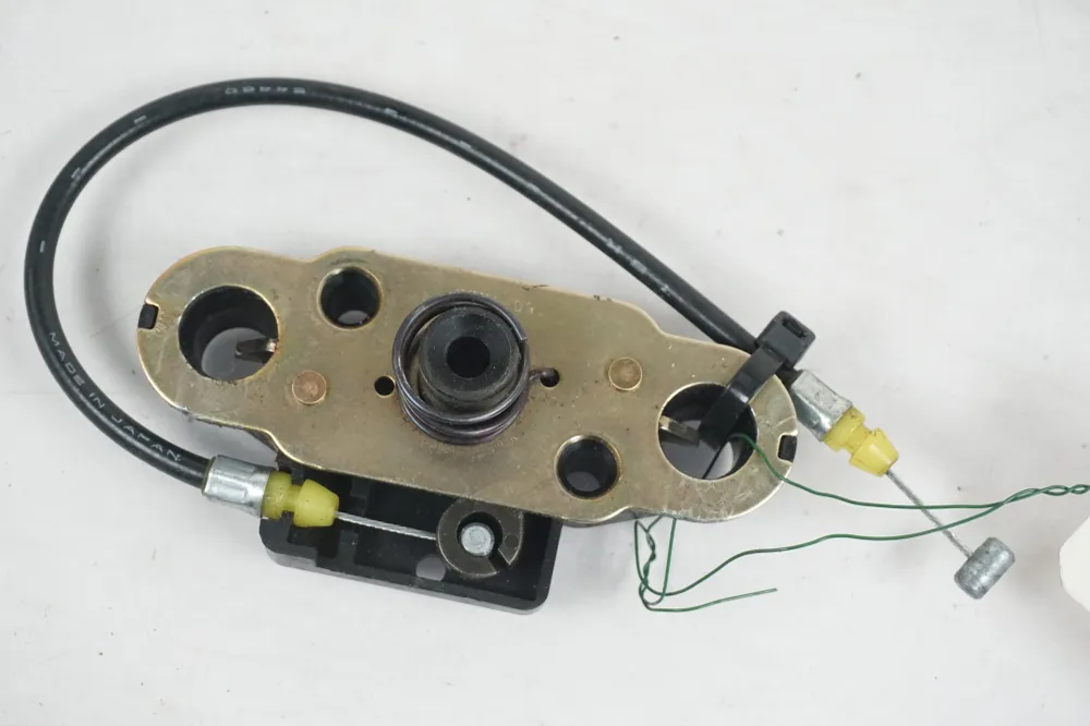 Mechanismus zámku sedla Kawasaki