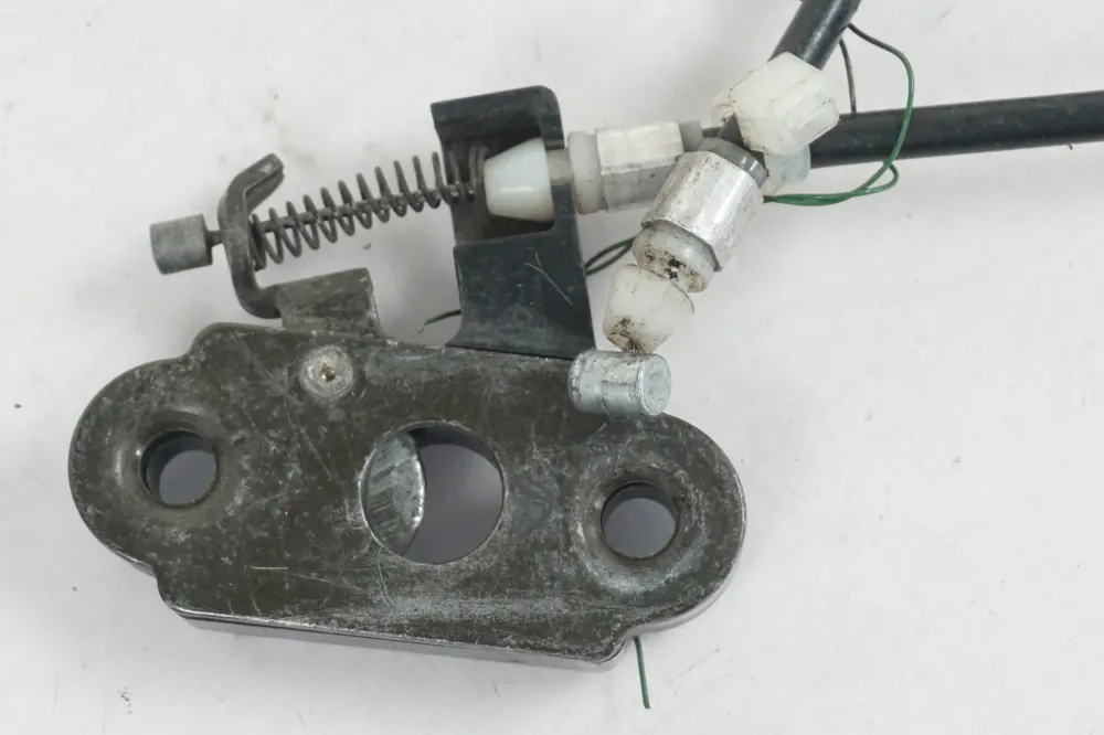 Mechanismus zámku sedla Kawasaki