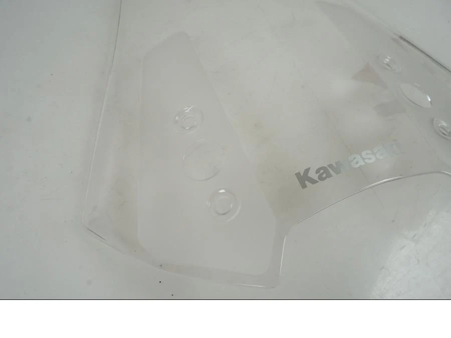 Větrné sklo Kawasaki