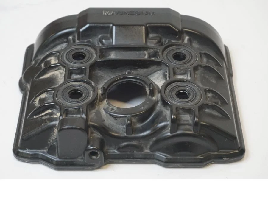 Kryt ventilů KTM