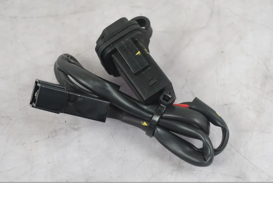 USB zásuvka KTM