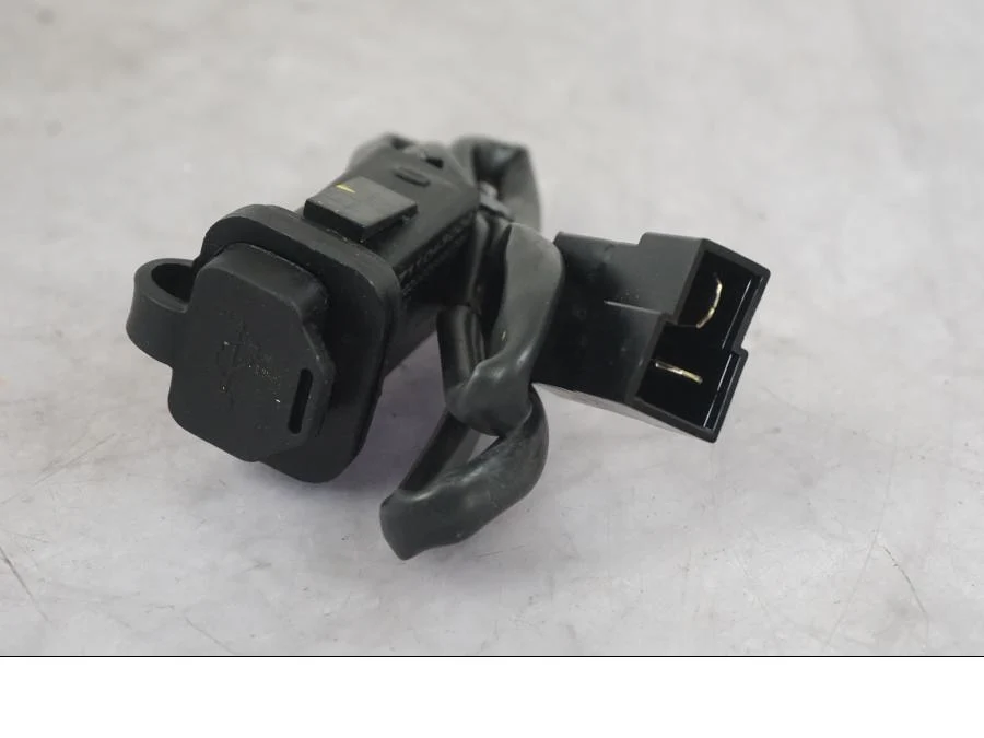 USB zásuvka KTM