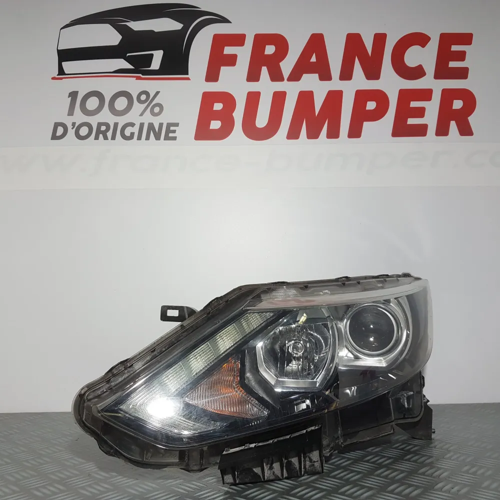 PHARE AVG NISSAN QASHQAI II PH1