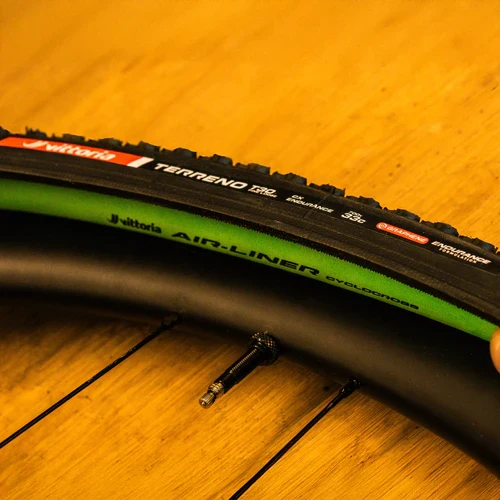 Pěna proti otlakům VITTORIA AIR-LINER Cyclocross 700x31/33