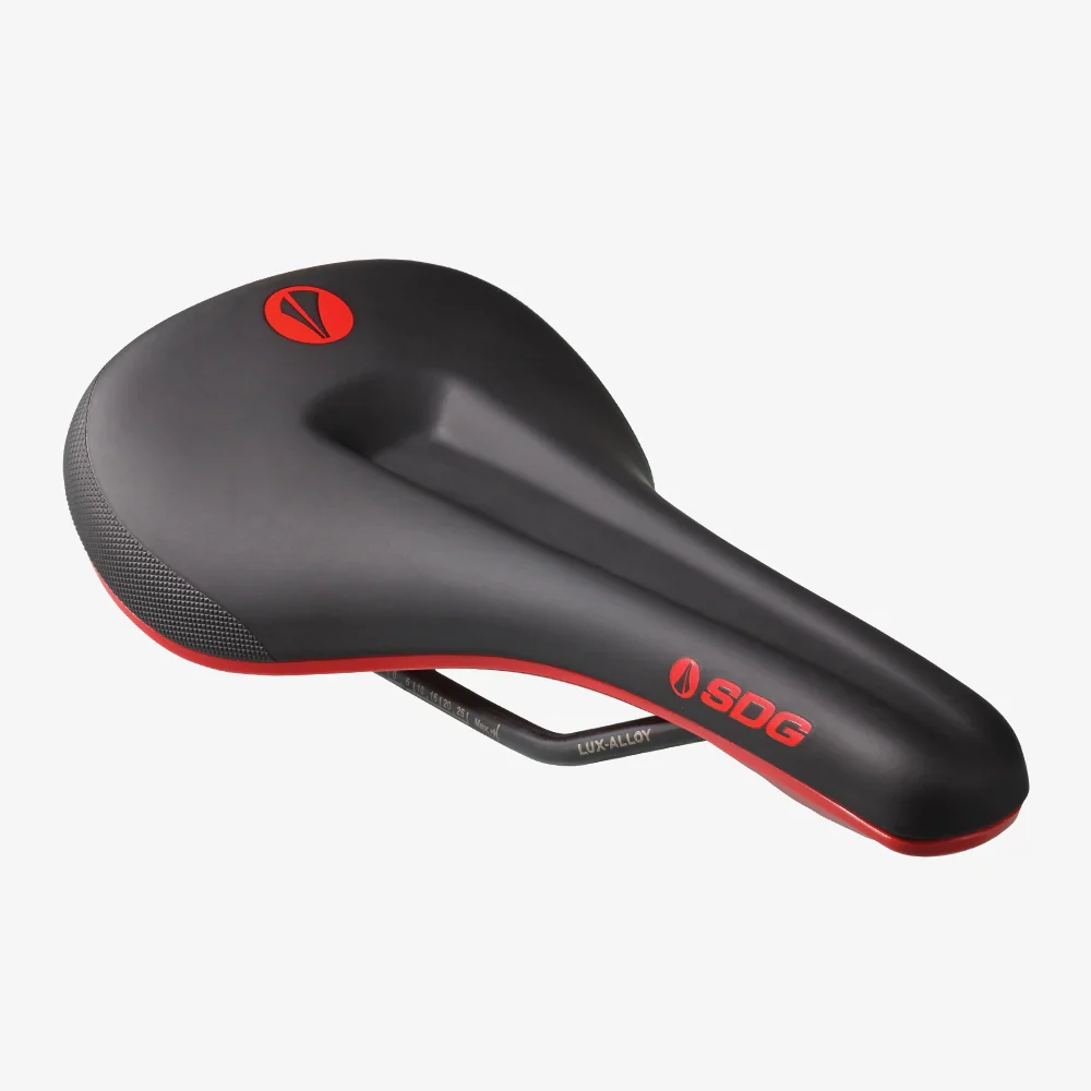 Sedlo SDG BEL-AIR V3 MAX Lux-Alloy Rails Black/Red