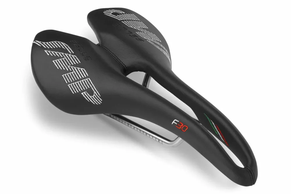 Sedlo SMP F30 Šířka 149 mm Kolejnice z nerezové oceli Černá