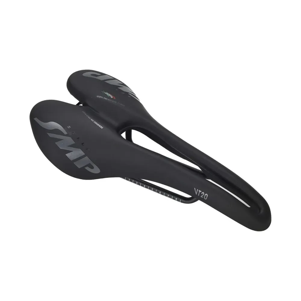SMP VT20 Sedlo 142mm šířka Ocelové kolejnice černé
