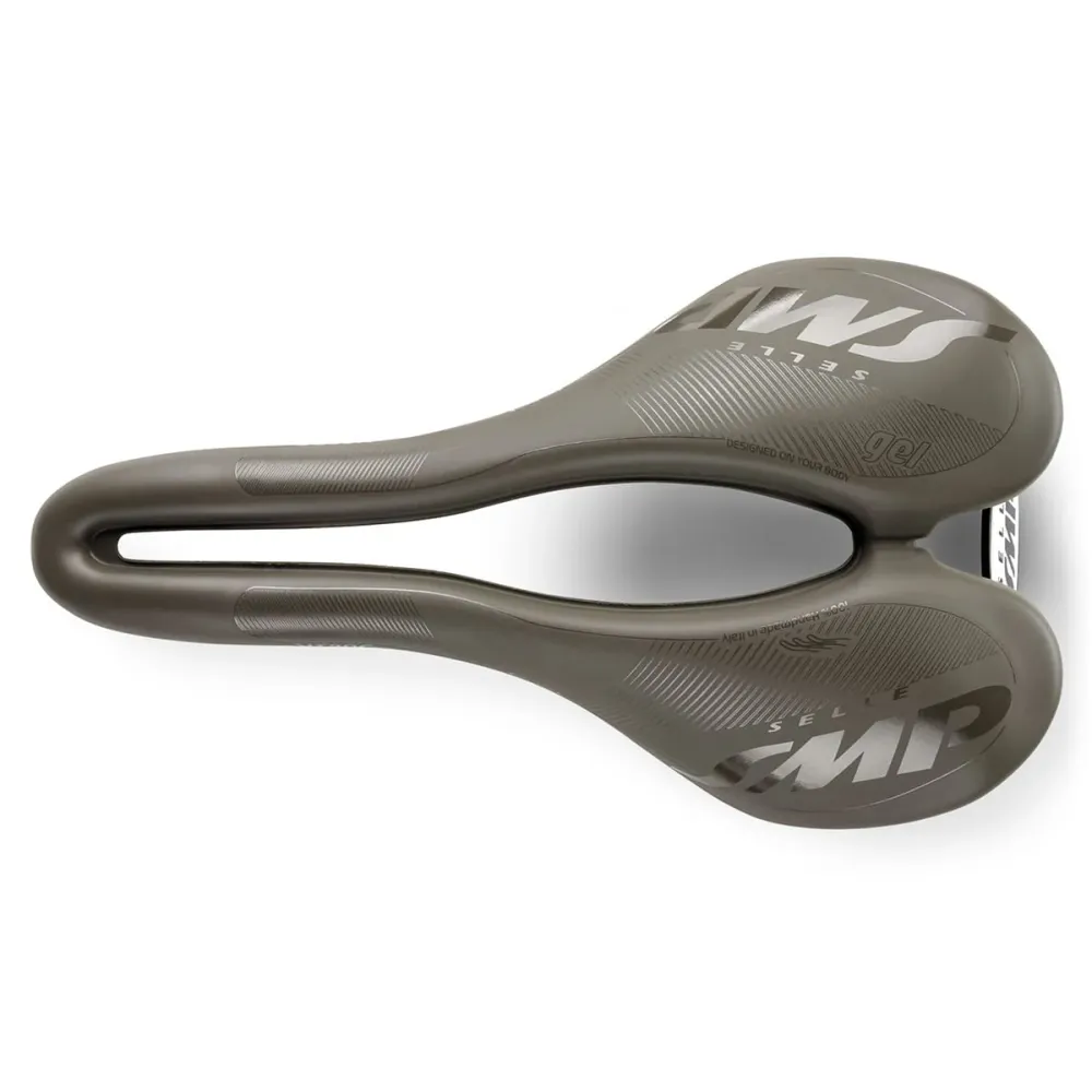 SMP VT20C GEL Sedlo 144 mm široké hnědé karbonové lišty