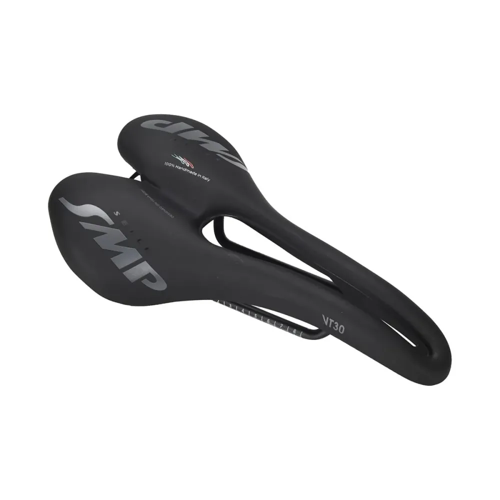 SMP VT30 Sedlo šířka 155 mm Ocelové kolejnice černé