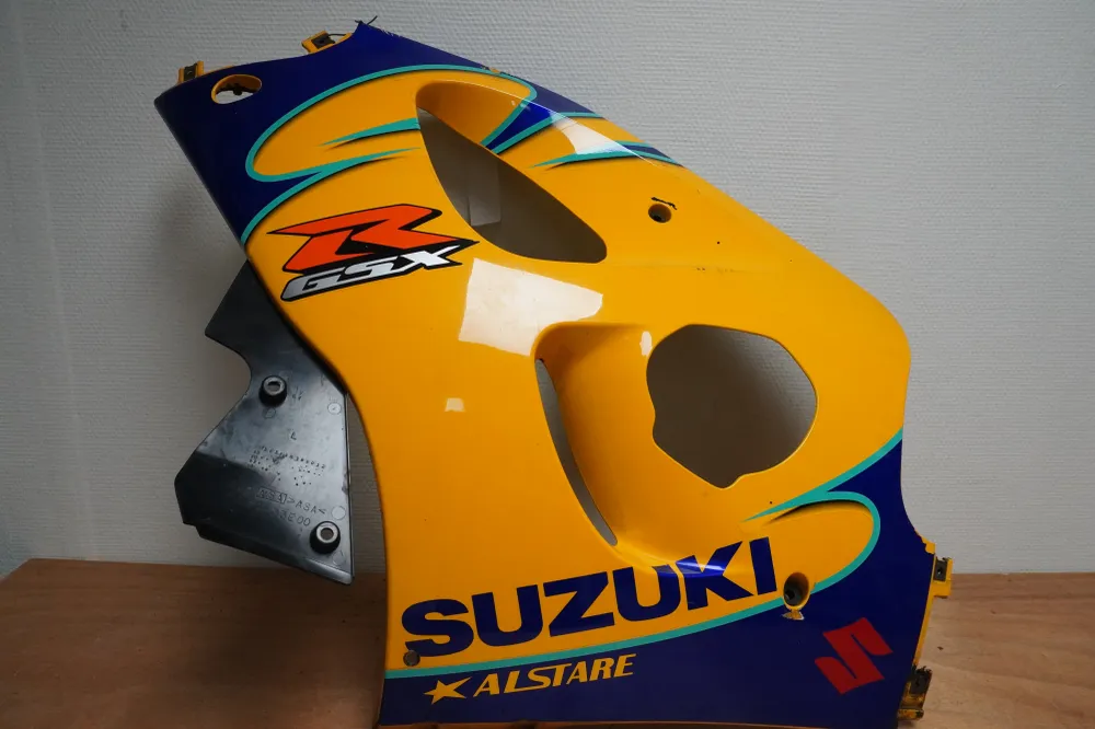 Boční kryt Suzuki
