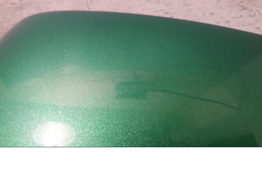 Boční panel Suzuki