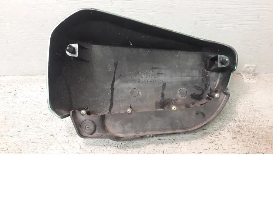 Boční panel Suzuki