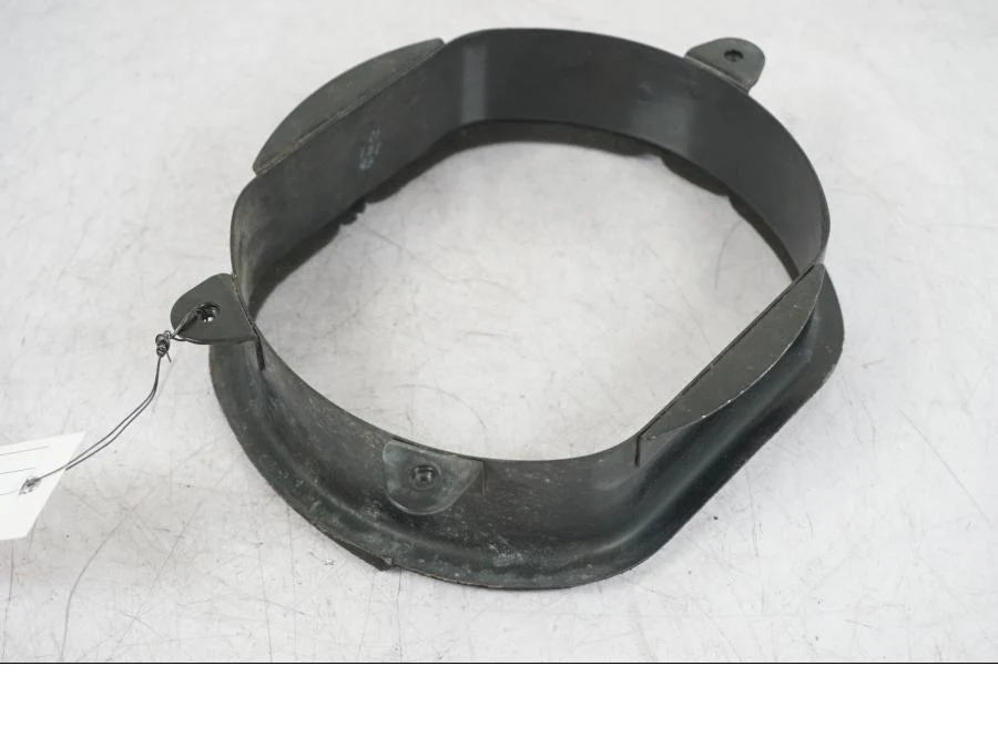 Držák chladičového ventilátoru Suzuki