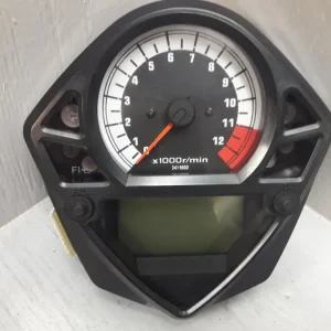Přístrojový panel Suzuki