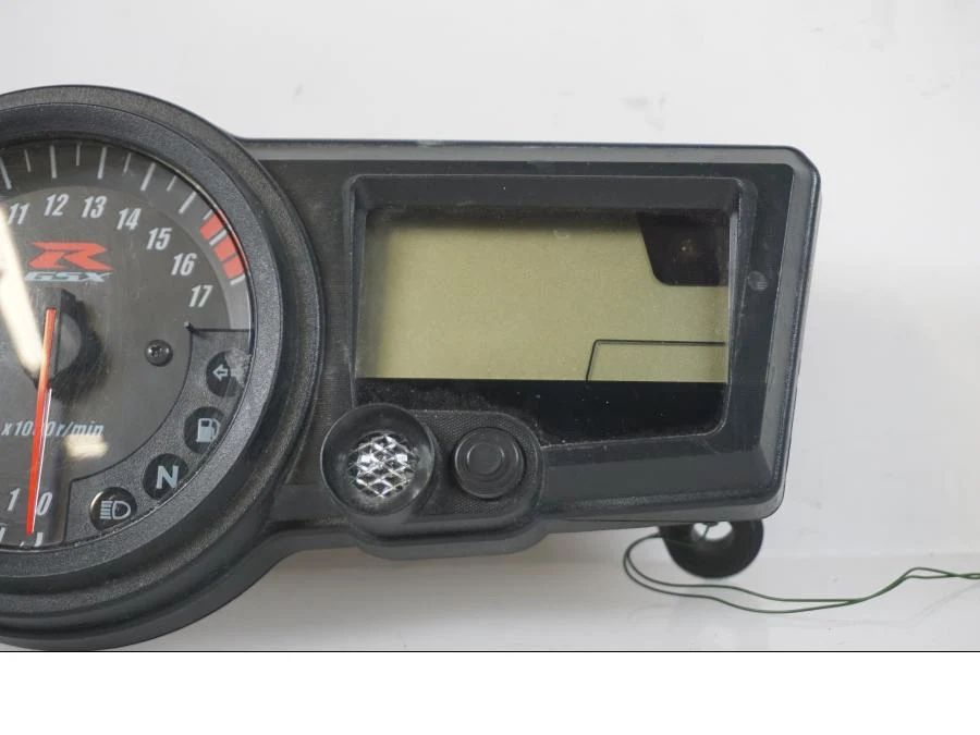 Přístrojový panel Suzuki